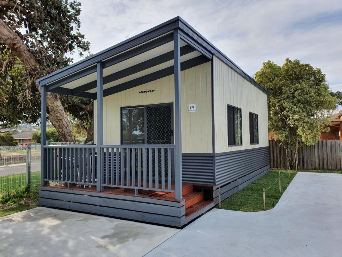 Big4 Whiters Holiday Village Lakes Entrance Exterior photo