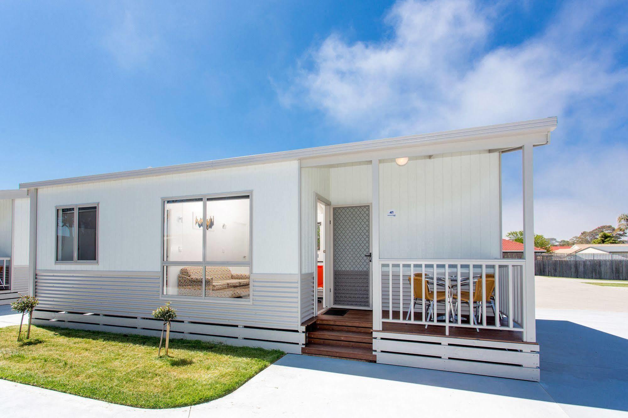 Big4 Whiters Holiday Village Lakes Entrance Exterior photo